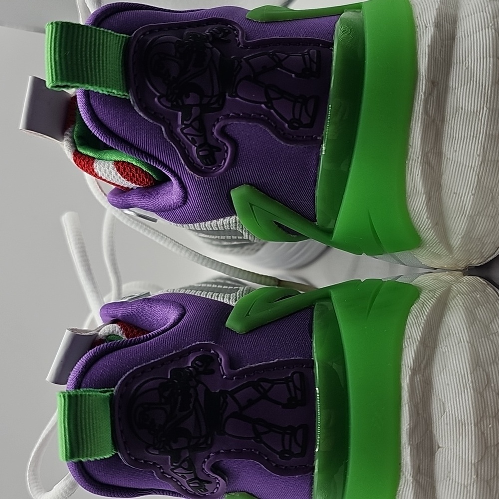 Boy's Size 4 adidas Response Super Buzz Lighting GZ0646 - Picture 5 of 9